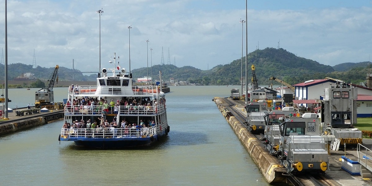 Panama Canal-min